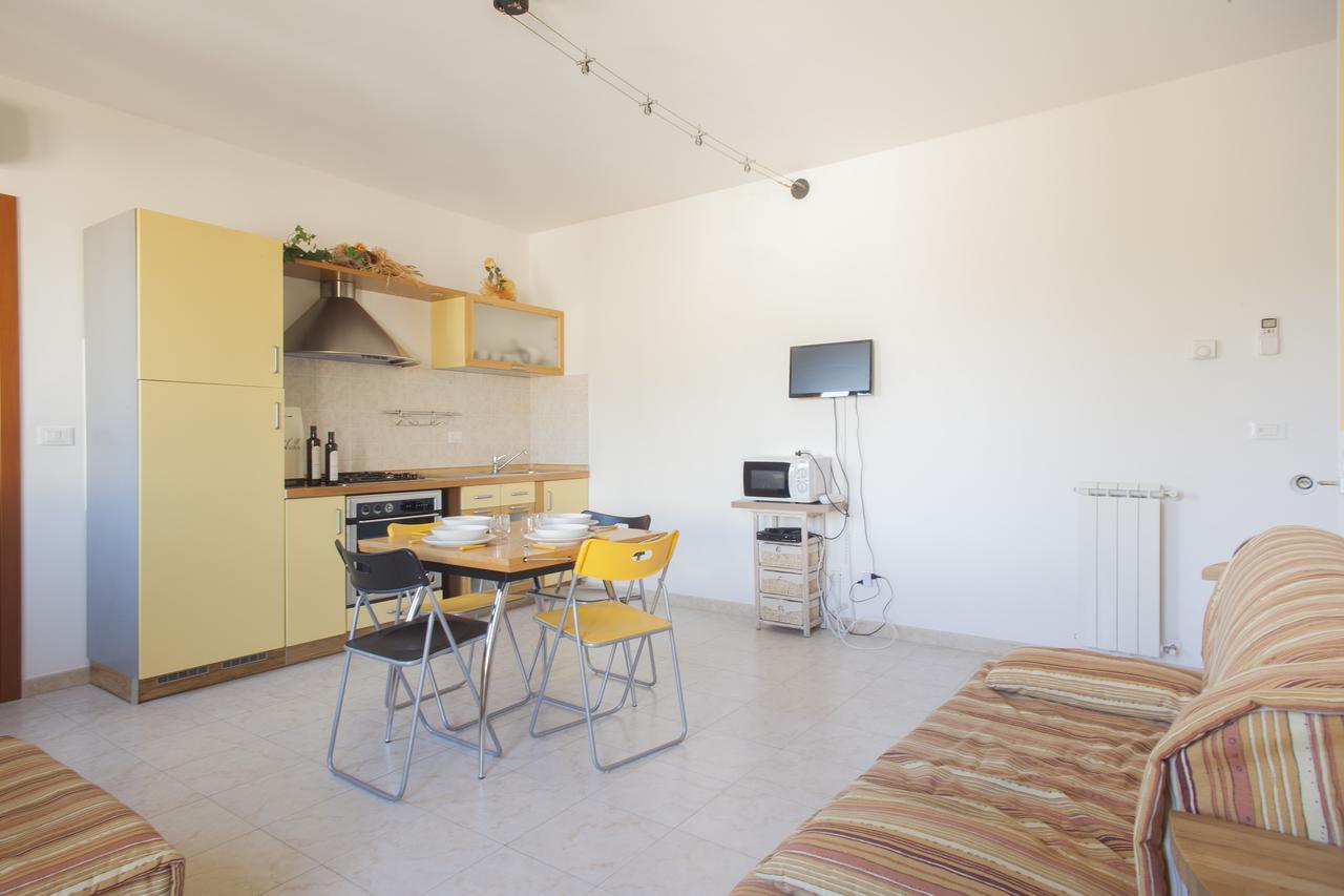 La Fonte Degli Angeli Apartments Суверето Экстерьер фото